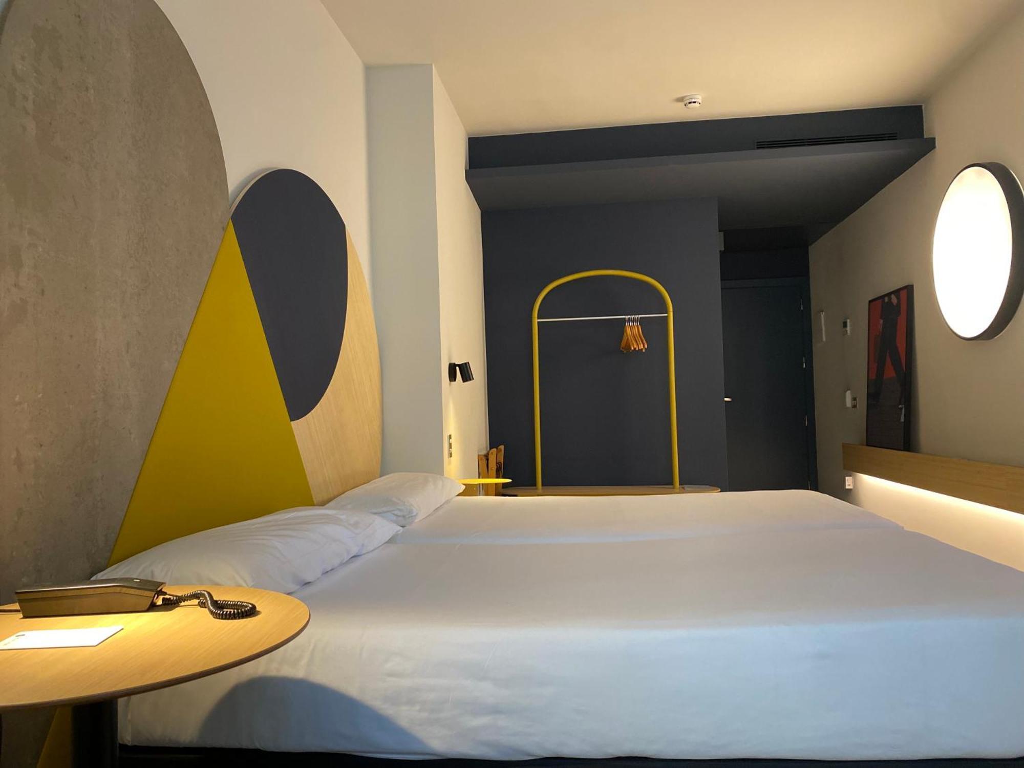 Onix Fira Hotel