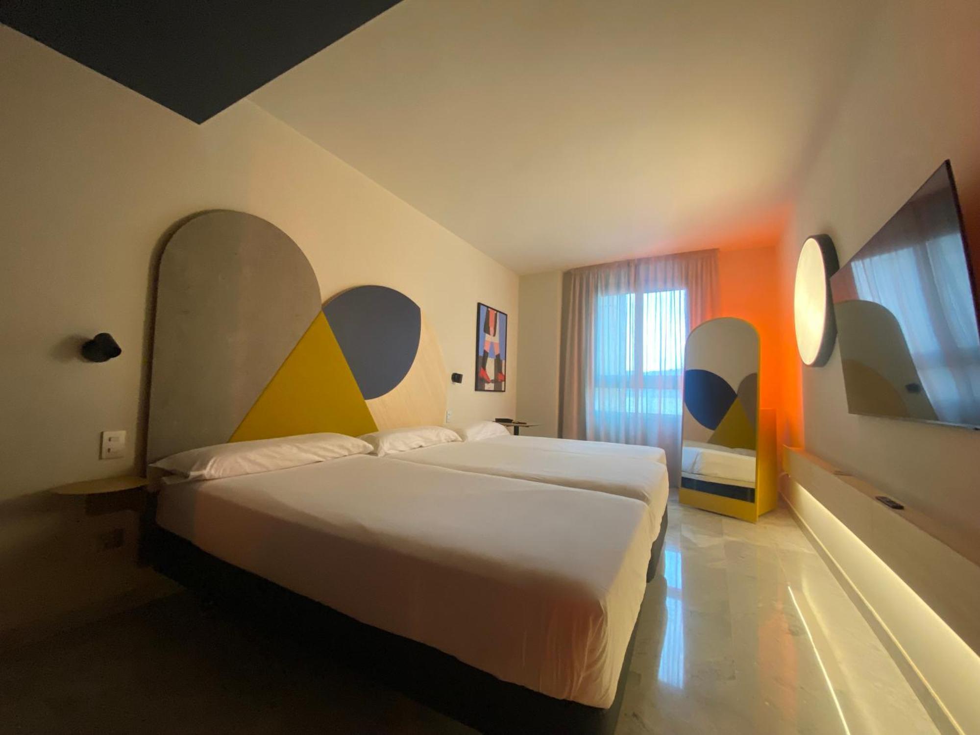 Hotel Onix Fira
